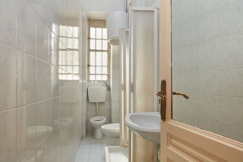Shower Window Repair in Olathe, KS